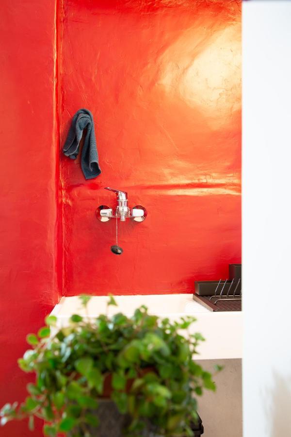 Petit Studio Secret - Coeur De Provence - 4 Personnes Volx Luaran gambar